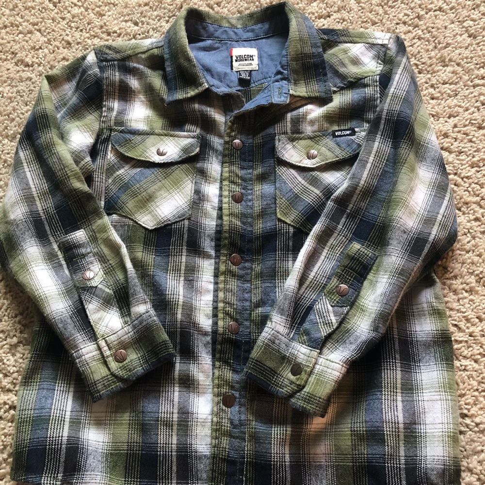 Boys Volcom flannel long sleeve